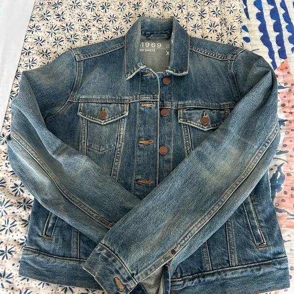 GAP Light Blue Denim Jacket - Picture 6 of 7